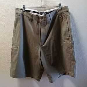 Straight down dress shorts size 38